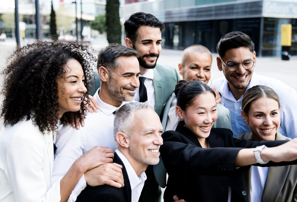 Team riunione professionale — Opportunità Supernova Academy